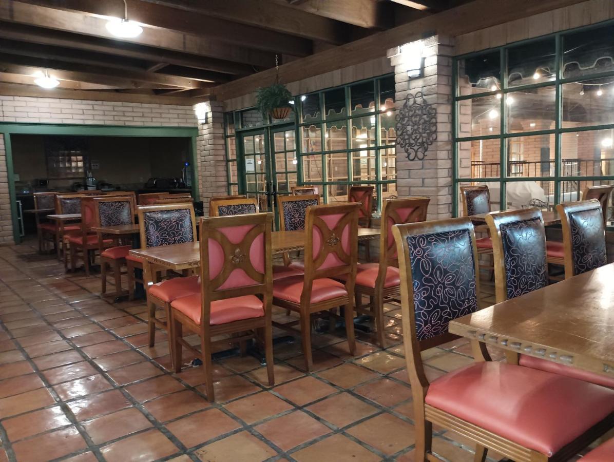 Clarion Inn Sierra Vista Dış mekan fotoğraf