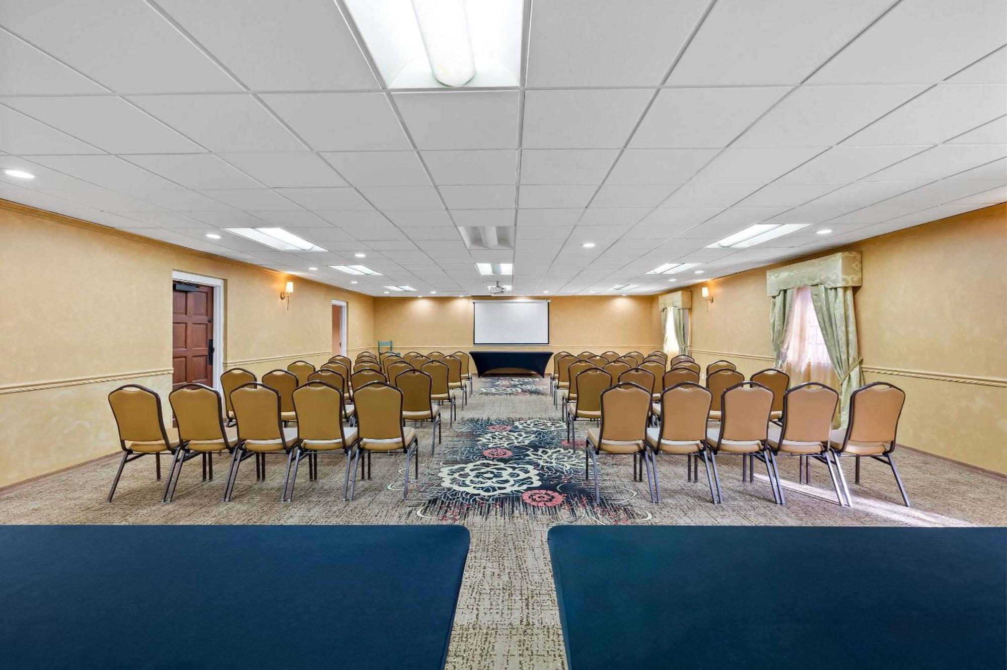 Clarion Inn Sierra Vista Dış mekan fotoğraf