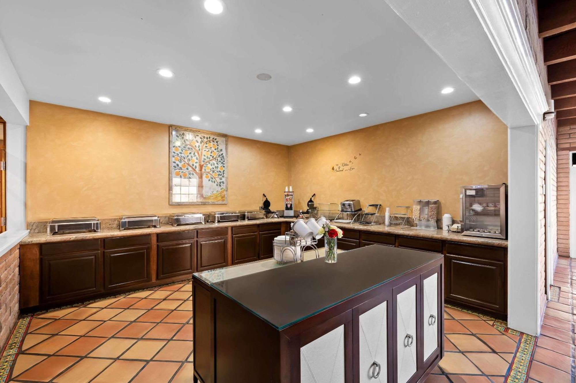 Clarion Inn Sierra Vista Dış mekan fotoğraf