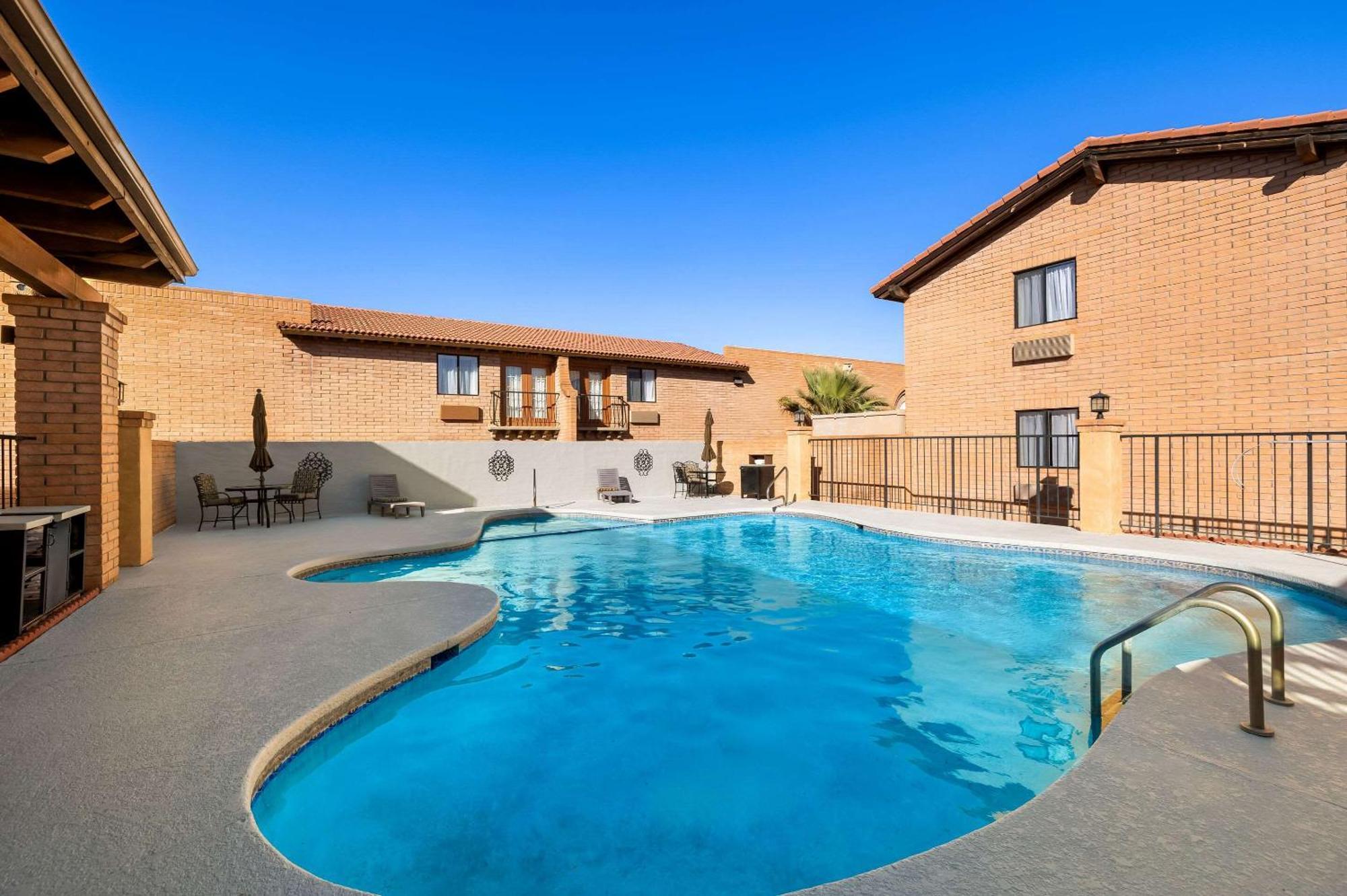 Clarion Inn Sierra Vista Dış mekan fotoğraf